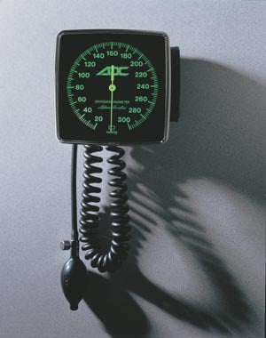 ADC DIAGNOSTIX™ 750 SERIES ANEROID