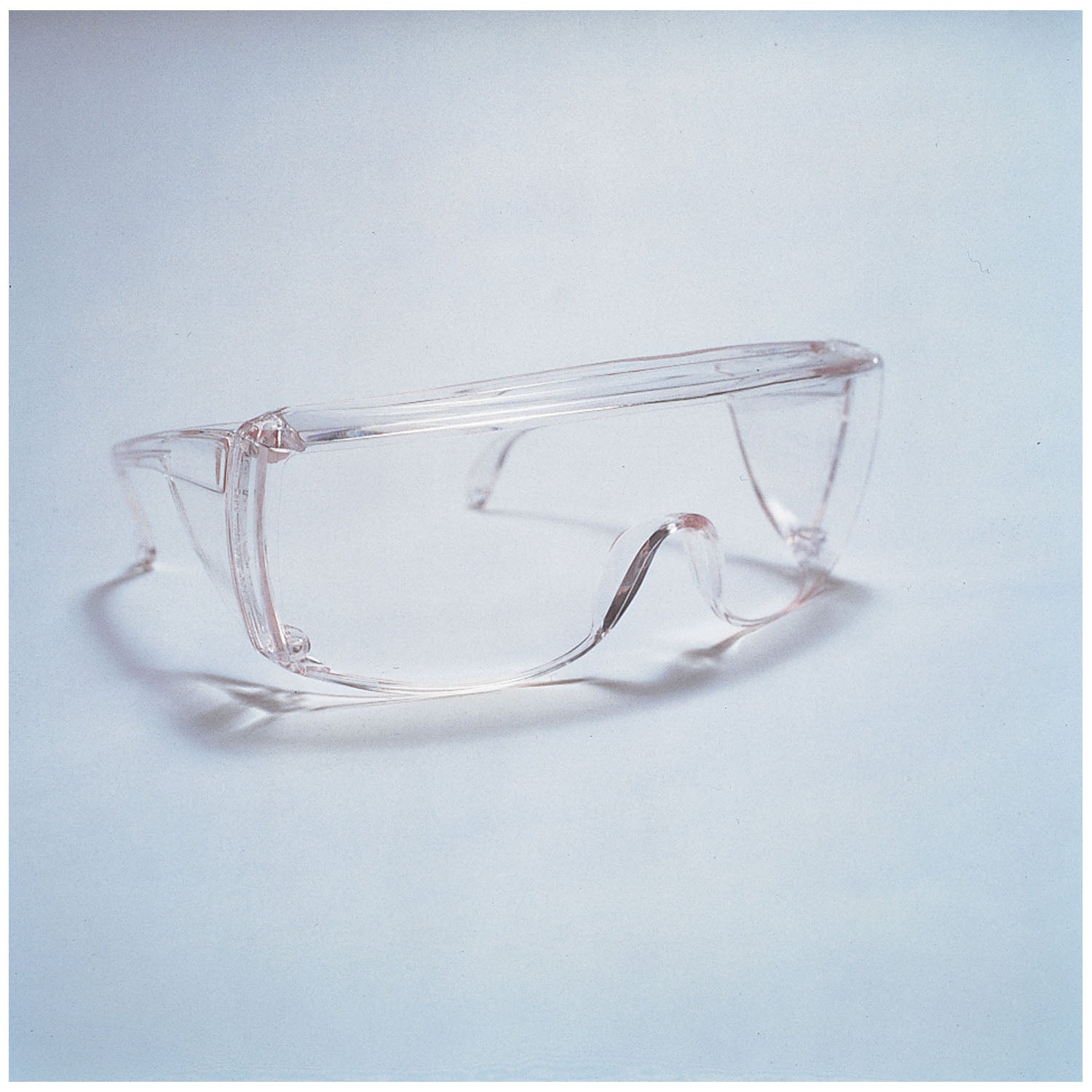 Mölnlycke BARRIER® Protective Glasses – Clear Lens, Side Shields 10/BX, 3BX/CS, CS30 (SKU: 1702)