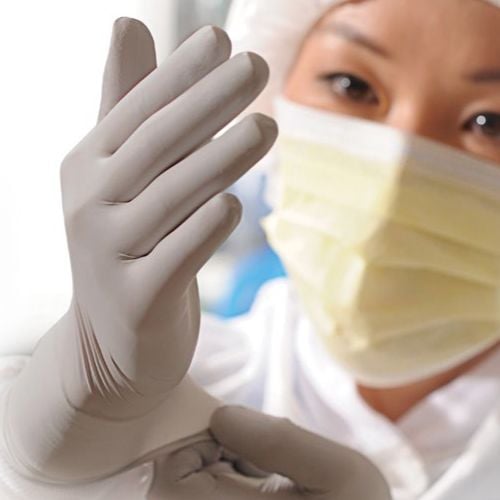 Halyard sterling® nitrile exam gloves, powder-free, Large (200/Box)